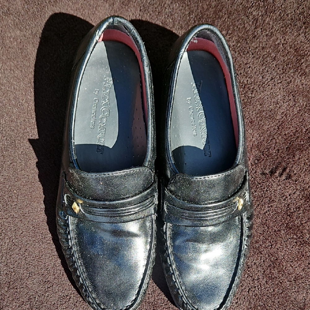 Elegant‎ Black Leather Loafers